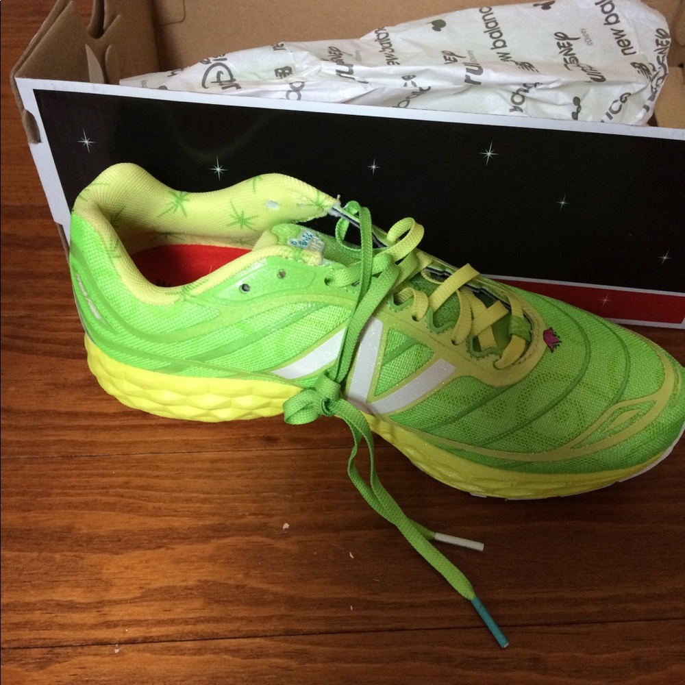 NWT New Balance Tinker Bell Glow In The Dark